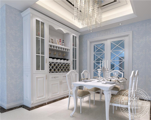 酒柜是定制的好還是買成品的好？