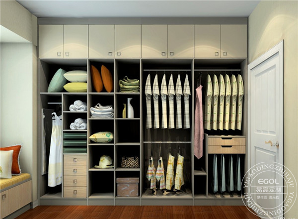 淺談定制衣帽間有什么優(yōu)勢(shì)?