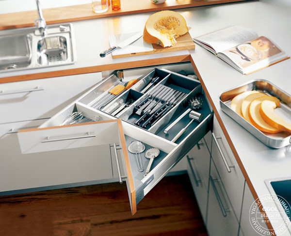 廚房小,定制櫥柜怎么設(shè)計(jì)才能省空間?