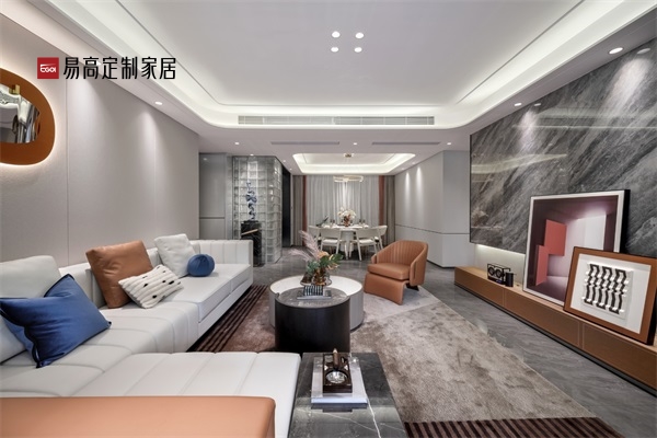 在定制家具的過程中，應(yīng)該注重哪些方面？