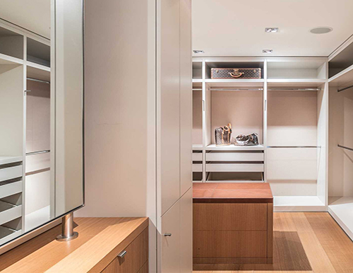 定制衣帽間這樣設(shè)計(jì)，裝出高級(jí)感！